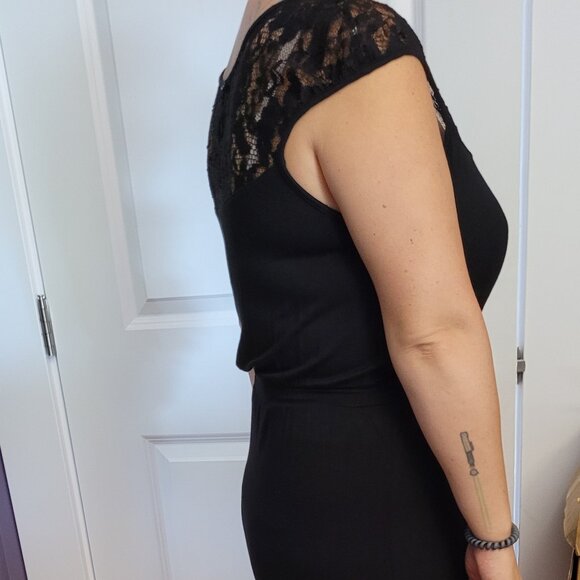 Ladies Black Dress, Lace Top, Size M, EUC - Picture 1 of 6